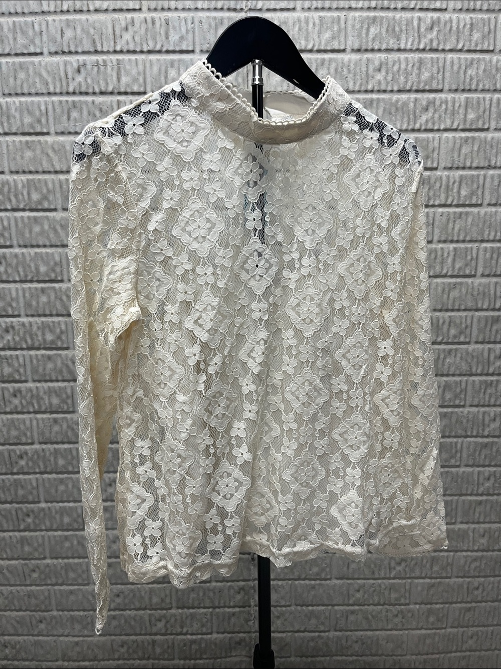 Cupshe Cream Lace Long Sleeve Mock Neck Top